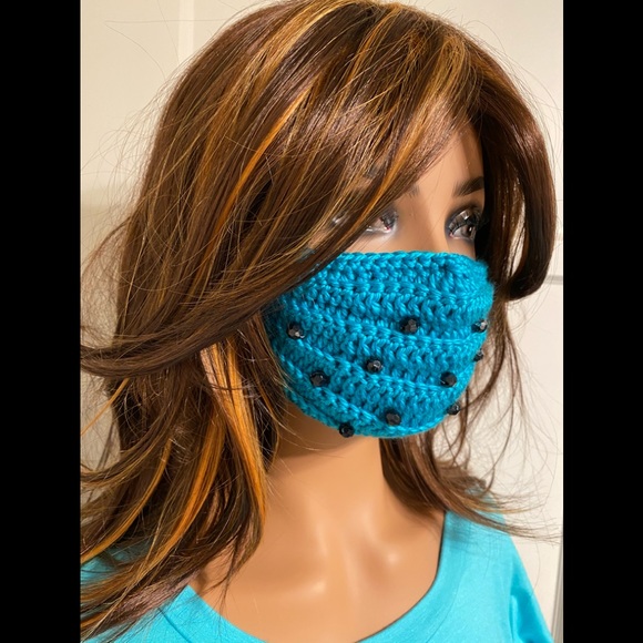 Decorative Hand-knitted Face Mask - Picture 2 of 11